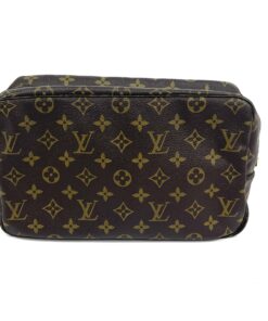 How you can check out the world of Louis Vuitton  for free