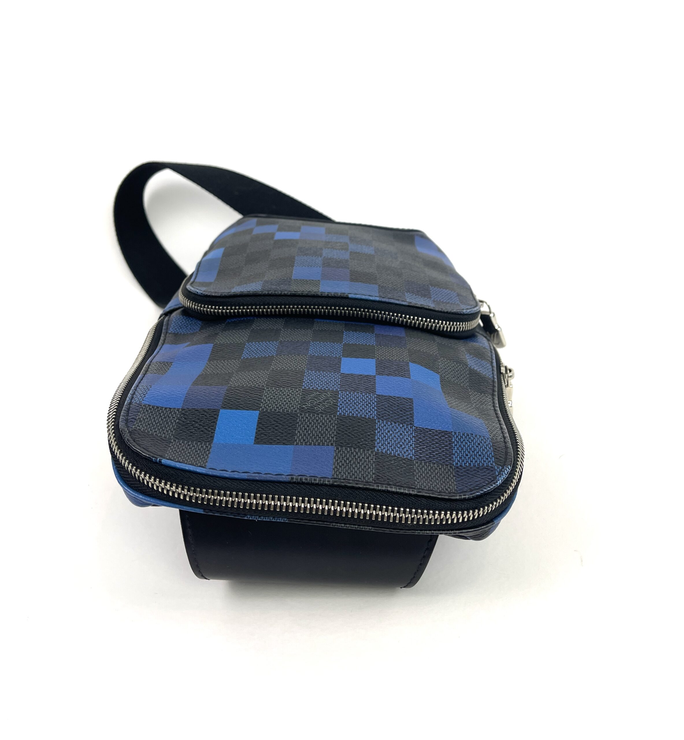 Avenue sling bag blue online