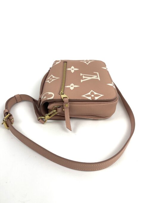 Louis Vuitton Empreinte Monogram Giant Pochette Metis Rose Trianon Cream 6