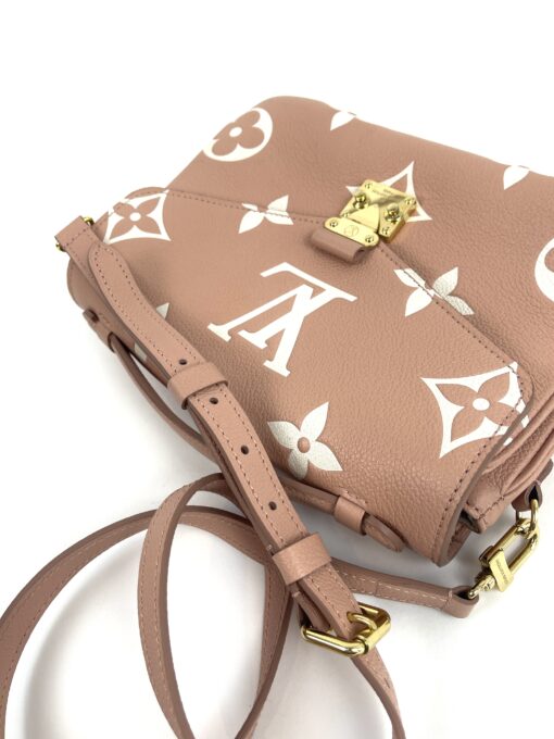 Louis Vuitton Empreinte Monogram Giant Pochette Metis Rose Trianon Cream 11