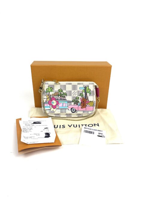 Louis Vuitton Damier Azur 2021 Christmas Animation Hollywood Mini Pochette Accessories Fuchsia 4