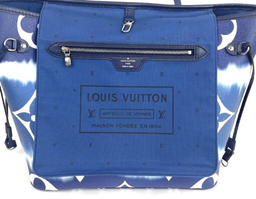 Louis Vuitton Blue Escale Neverfull Bag and Pouch Set 22