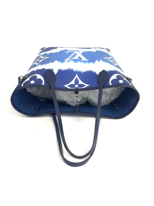Louis Vuitton Blue Escale Neverfull Bag and Pouch Set 15