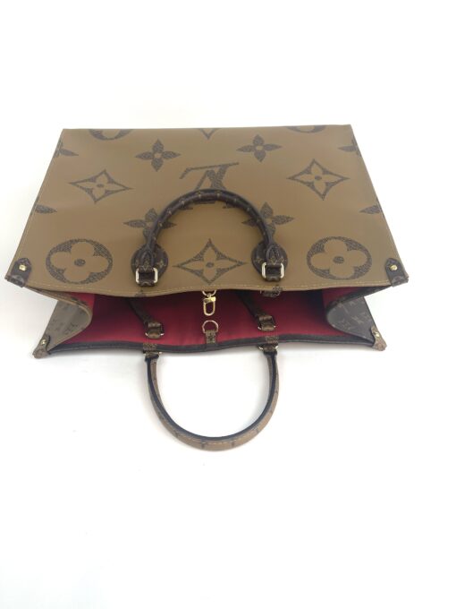 Louis Vuitton Onthego GM Reverse Tote - Image 18