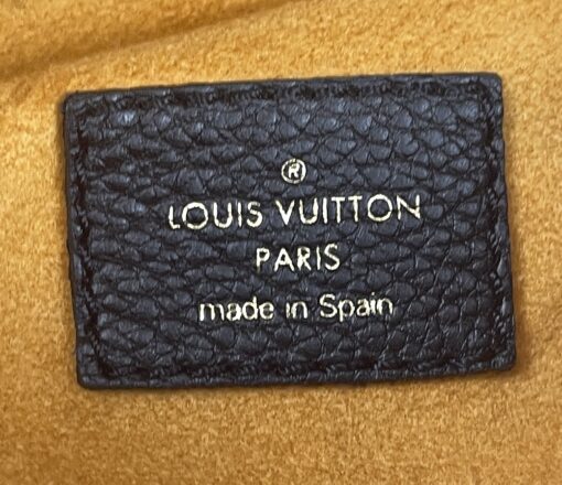 Louis Vuitton Black Empreinte Leather Bum Bag 10