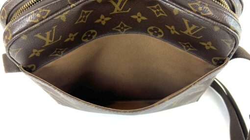 Louis Vuitton Monogram Trotteur Beaubourg Messenger Crossbody Bag 11