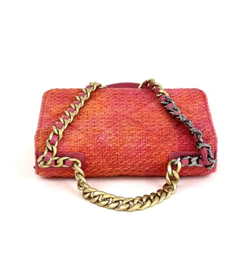 Chanel Quilted Pink Coral Tweed Crossbody Small - Image 34