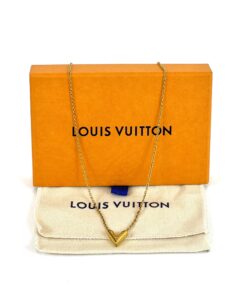 Louis Vuitton Gold V Essential Necklace 8