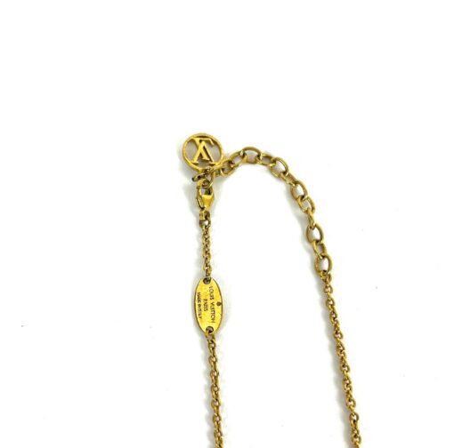 Louis Vuitton Gold V Essential Necklace 7