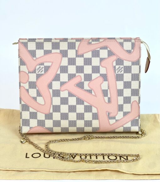 Louis Vuitton Monogram Giant Toiletry Pouch 26 Rouge and Tahitienne Toiletry 26 Bundle 19