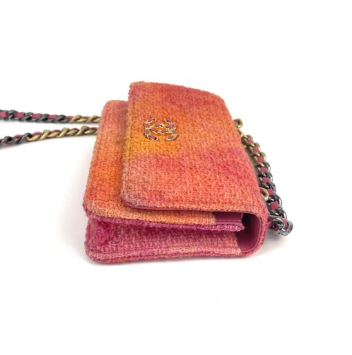 Chanel Quilted Pink Coral Tweed Crossbody Small - Image 28