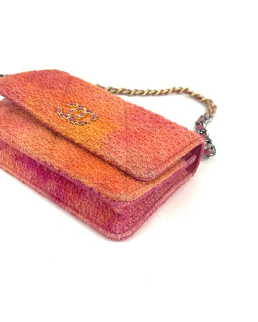 Chanel Quilted Pink Coral Tweed Crossbody Small - Image 23