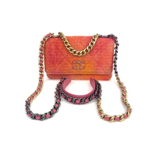 Chanel Quilted Pink Coral Tweed Crossbody Small - Image 16