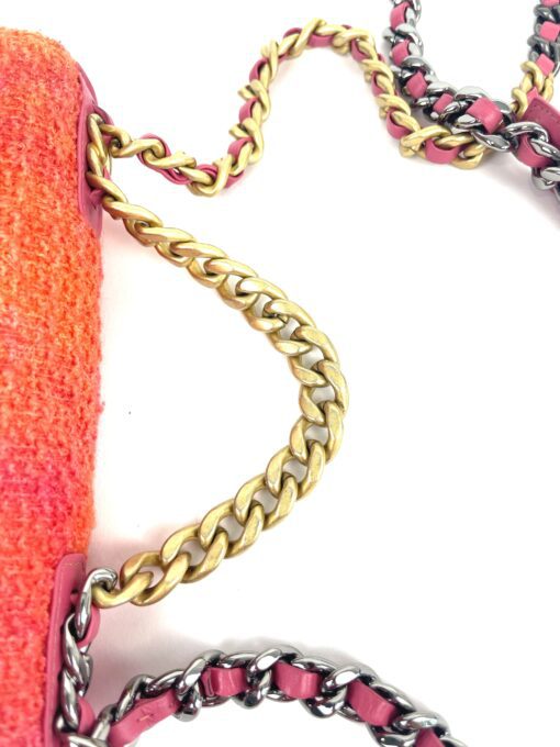 Chanel Quilted Pink Coral Tweed Crossbody Small - Image 24