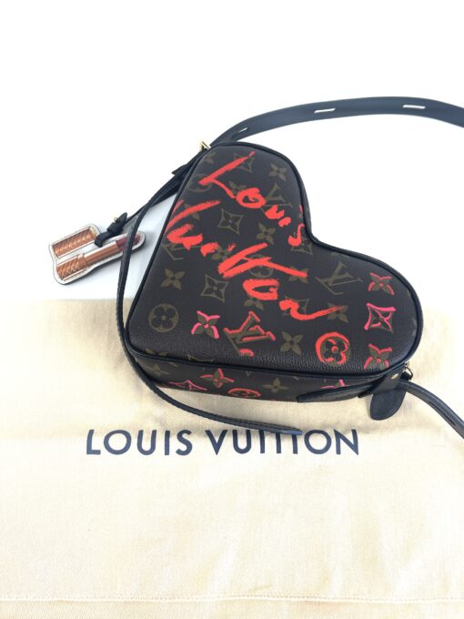 Louis Vuitton Black Monogram Fall In Love Sac Coeur 13