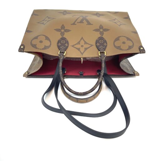 Louis Vuitton Onthego GM Reverse Monogram Giant - Image 11