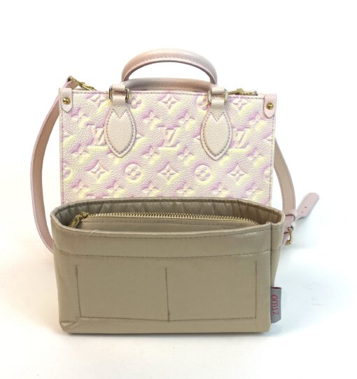 Louis Vuitton ONTHEGO PM Stardust 6