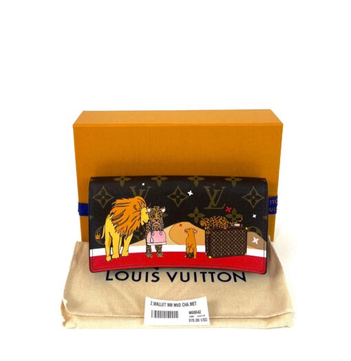 Louis Vuitton 2018 Holiday Animation Sarah Wallet and Keychain/Charm Set - Image 3