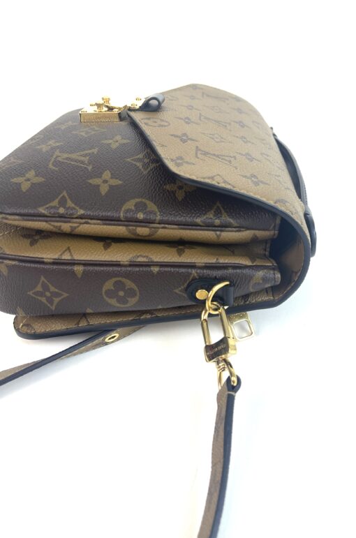 Louis Vuitton Reverse Monogram Pochette Metis - Image 17