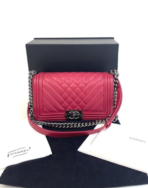 Chanel Medium Boy Dark Pink Chevron Lamskin Leather Ruthenium 5