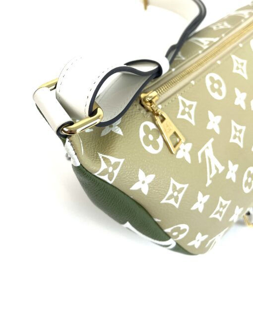 Louis Vuitton Giant Monogram Khaki Bum Belt Bag - Image 17