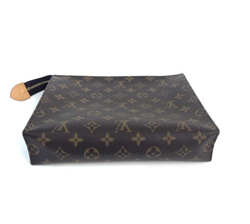 Louis Vuitton Monogram Canvas Toiletry Pouch 26 2020 16