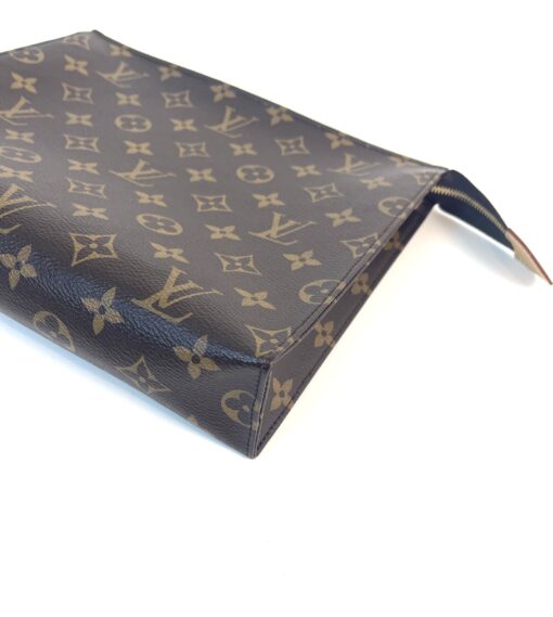 Louis Vuitton Monogram Canvas Toiletry Pouch 26 2020 12