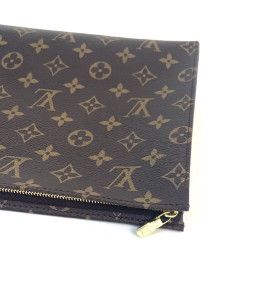 Louis Vuitton Monogram Canvas Toiletry Pouch 26 2020 9