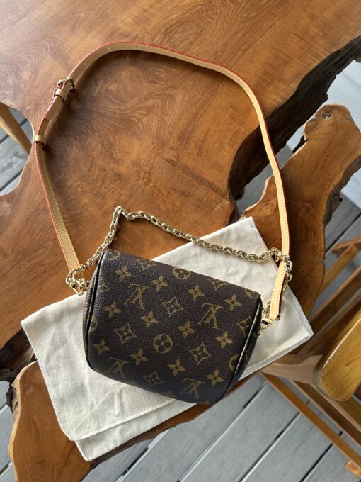 Louis Vuitton Monogram Mini Bum Bag 15