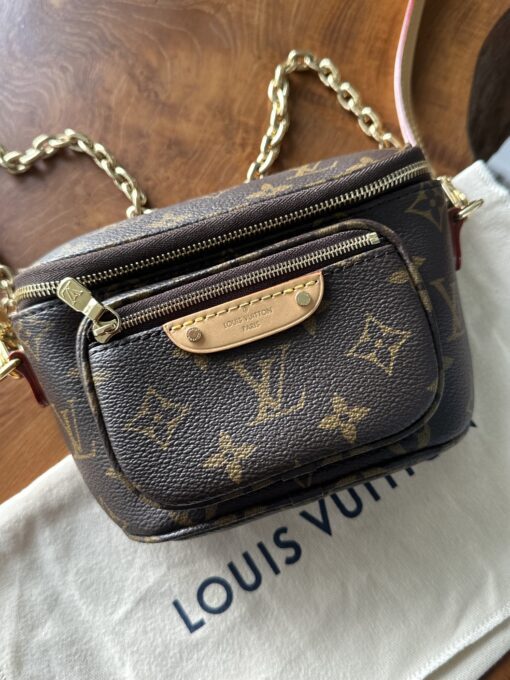 Louis Vuitton Monogram Mini Bum Bag 22