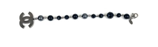 CHANEL Black Silver Beaded Metal Faux Pearls CC Bracelet - Image 11