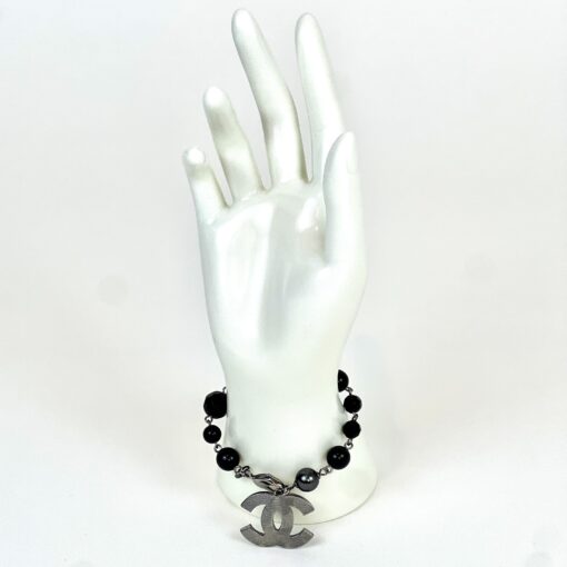 CHANEL Black Silver Beaded Metal Faux Pearls CC Bracelet - Image 5