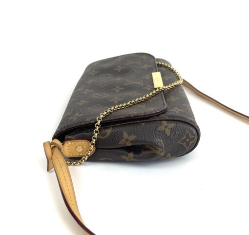 Louis Vuitton Monogram Favorite MM Crossbody - Image 17