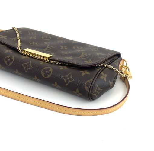 Louis Vuitton Monogram Favorite MM Crossbody - Image 11