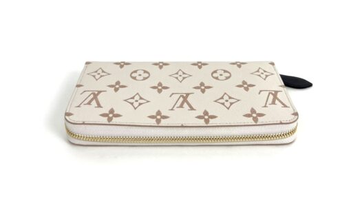 Louis Vuitton Monogram Dune Zippy Wallet - Image 11