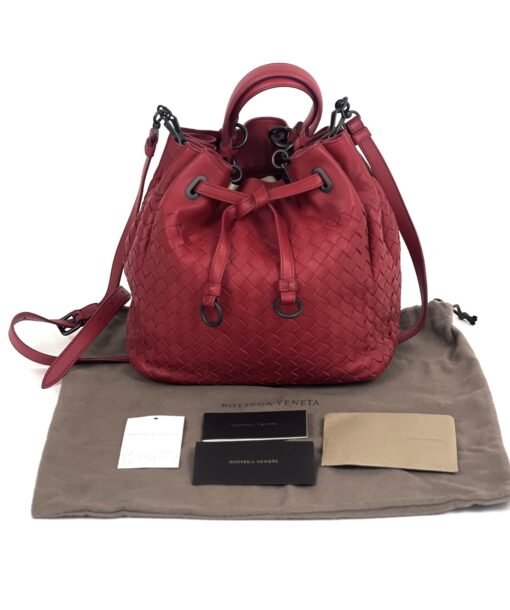 BOTTEGA VENETA Vesuvio Intrecciato Woven Red Nappa Leather Bucket Bag - Image 4