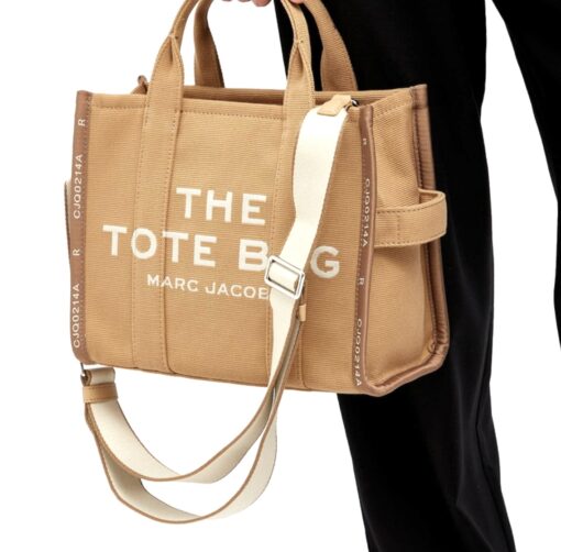 Bundle Louis Vuitton District PM Monogram and Marc J The Tote Medium Camel - Image 2