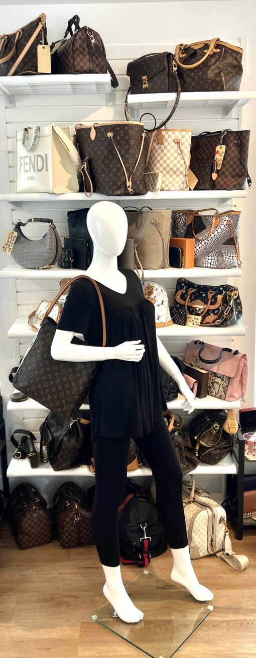 Louis Vuitton Monogram Looping GM Shoulder Bag - Image 3