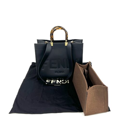 Fendi Black on Black Medium Sunshine Shopper Vitello King - Image 4