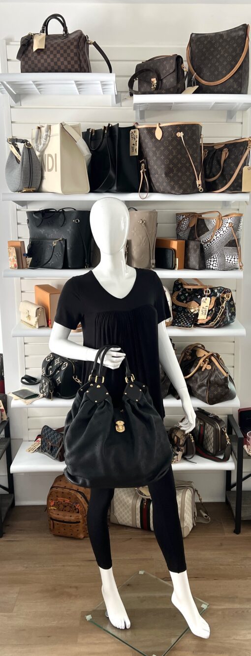 Louis Vuitton Black Leather Mahina XL Hobo - Image 3