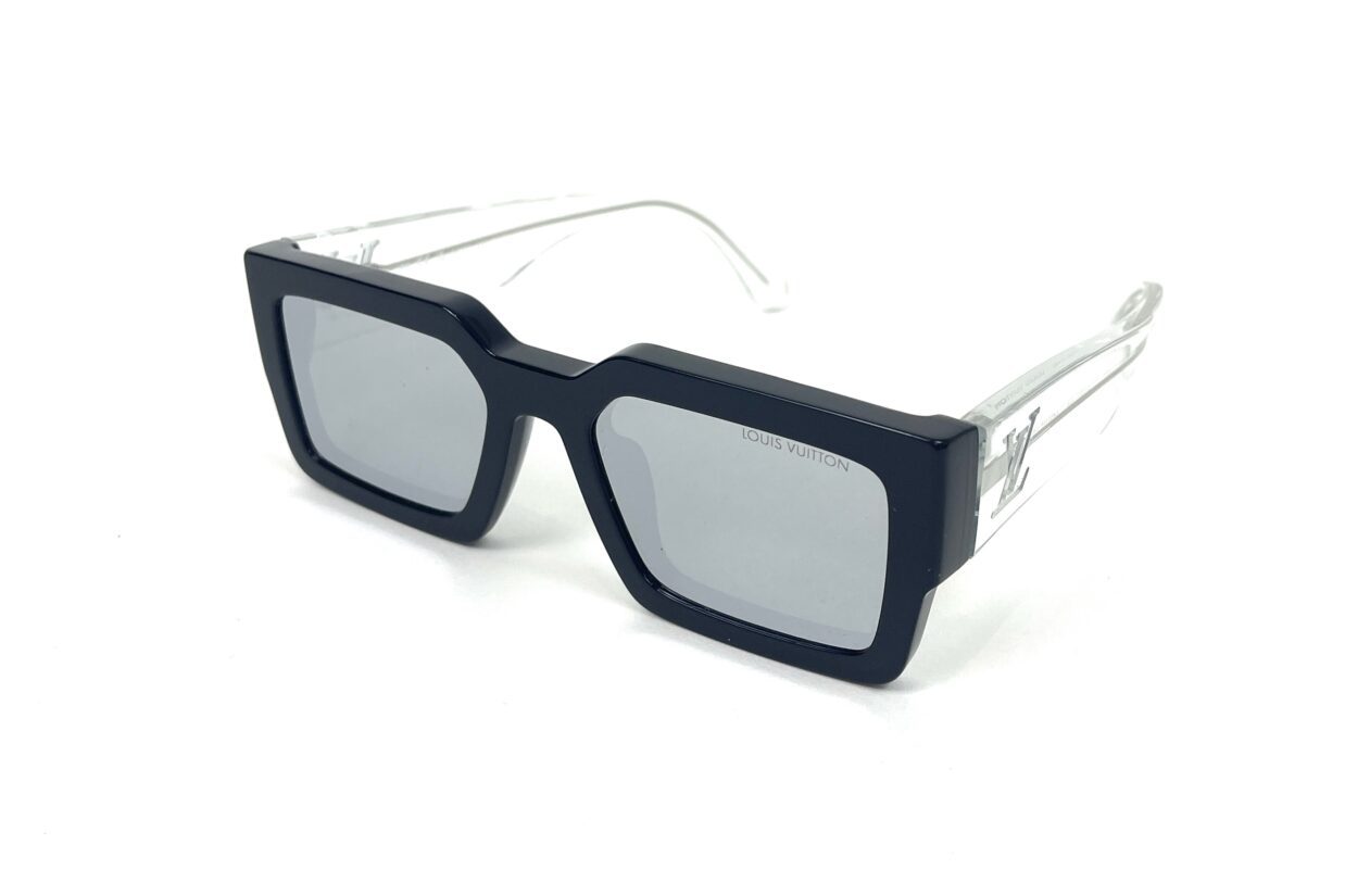 Louis Vuitton Black Designer Sunglasses: Crystal Detail Louis Vuitton Clash Square Limited Edition Black/Crystal  main image 2
