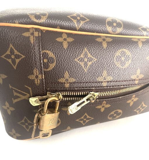 Louis Vuitton Monogram Deauville Satchel - Image 10