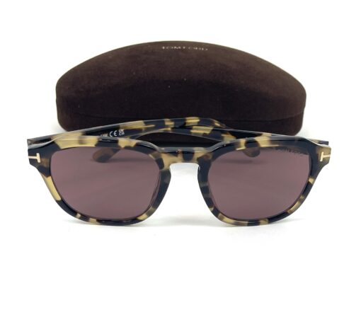 TOM FORD FT0931 AVERY TORTOISE RED LENS SUNGLASSES UNISEX - Image 3
