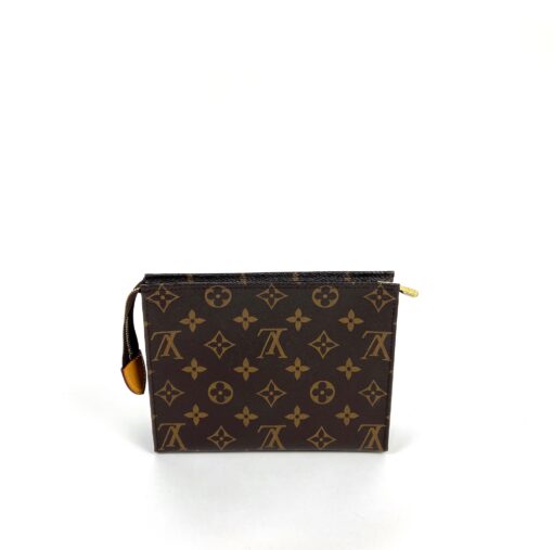 Louis Vuitton Toiletry 19 Monogram Cosmetic Bag - Image 4