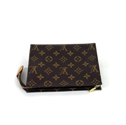 Louis Vuitton Toiletry 19 Monogram Cosmetic Bag - Image 5