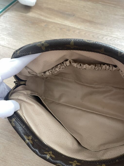 BUNDLE : Louis Vuitton Vintage Monogram Trousse 28 and Trousse 23 Cosmetic Bag - Image 13
