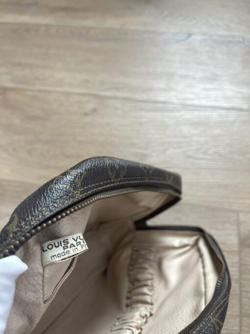 BUNDLE : Louis Vuitton Vintage Monogram Trousse 28 and Trousse 23 Cosmetic Bag - Image 27