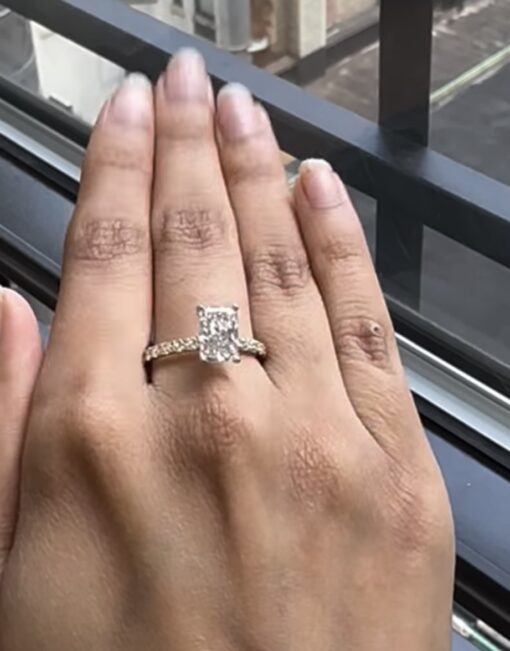 Rectangular Brilliant 2.17 Lab Diamond Ring White Gold - Image 2