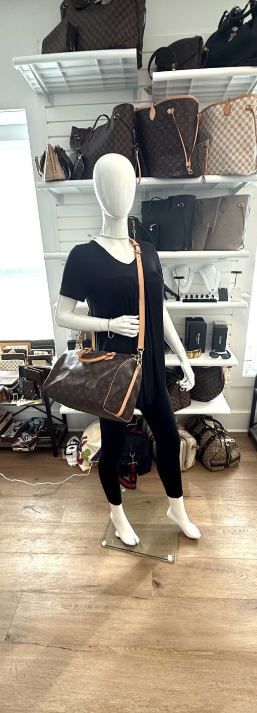 Louis Vuitton Monogram Canvas Speedy Bandoulière 30 Satchel - Image 2