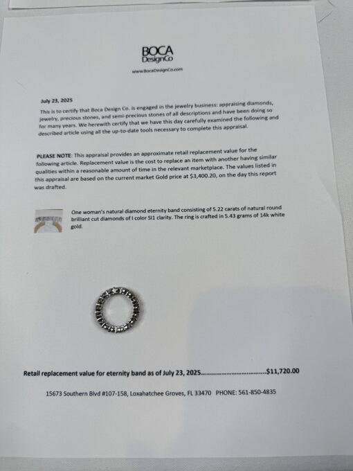 Natural diamond eternity band consisting of 5.22 carats of natural round brilliant cut diamonds - Image 4